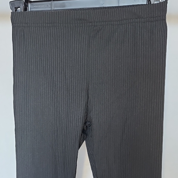 SHEIN Classic Black Turtleneck and Leggings Set - Picture 6 of 6
